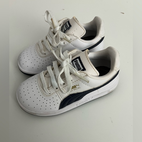 PUMA GV Special Kids Sneakers White & Navy Size 8C - Picture 2 of 10